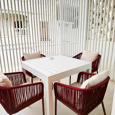 Hotiday Collection - Torre Lapillo Aparthotel